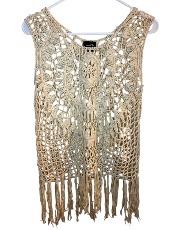 Tops - Rue 21 Crochet Top